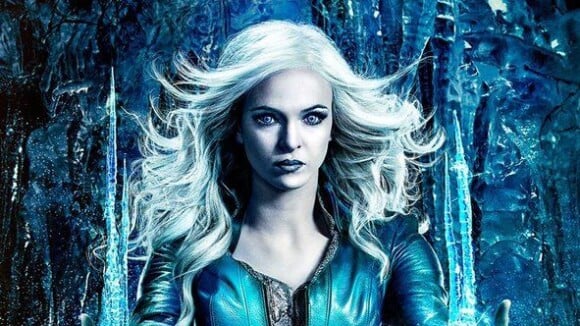 The Flash saison 7 : nouvelles évolutions pour Killer Frost, un problème pour Caitlin ?