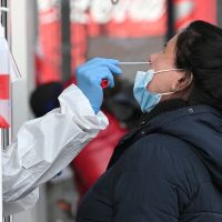 Covid-19 : une française contaminée 2 fois, elle témoigne