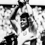 Diego Maradona est mort à l'âge de 60 ans, victime d'un arrêt cardiaque