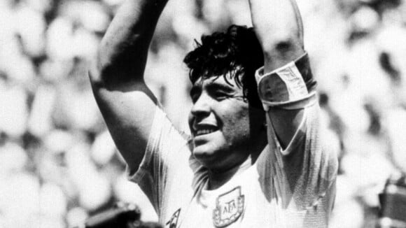 Diego Maradona est mort à l'âge de 60 ans, victime d'un arrêt cardiaque