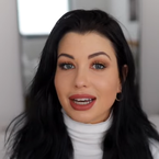 EnjoyPhoenix traumatisée par son expérience à la télé : "C'est un milieu dégueulasse et atroce"