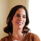 Ana Ortiz (Love, Victor) : "On peut faire des efforts sur la diversité" (Interview)