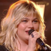 Louane attaquée sur son physique dans The Voice 2021 : sa réponse simple, mais cash aux critiques