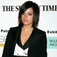 Lily Allen ... Elle s’est fiancée à Noël