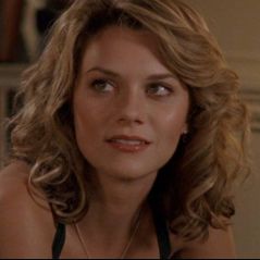 Hilarie Burton (Les Frères Scott) : Moira Kelly lui a conseillé de partir, "Tu m'as sauvée la vie"