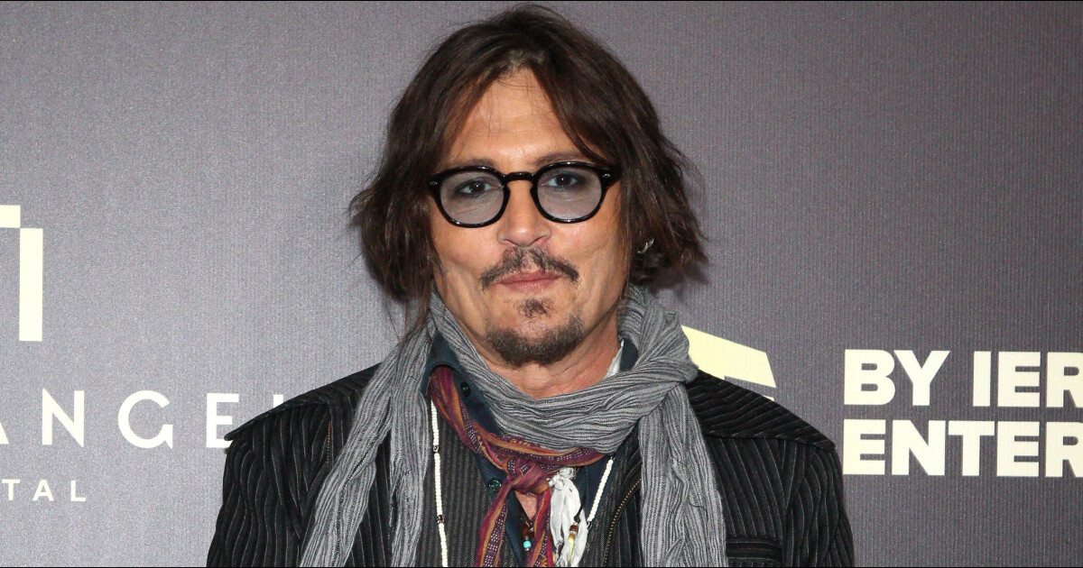 Johnny Depp : après son renvoi des Animaux Fantastiques, il revient en