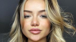 Greg Yega et Victoria Méhault en gros rapprochement : une pique à Maëva Ghennam et Bastos ?