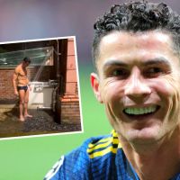 Cristiano Ronaldo : malaise, il filme sa douche en live sur Instagram pour montrer ses abdos