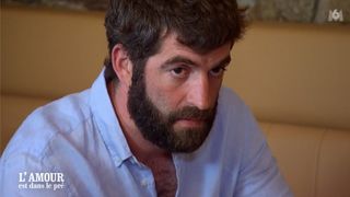 "Prends la voiture et casse-toi'" : Sébastien ne supporte plus la jalousie de Perrine dans L'amour est dans le pré (spoiler)