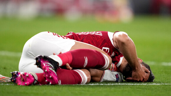 "J'ai vu quelqu'un d'autre mourir" : le monde du foot choqué, un joueur d'Arsenal poignardé devant son enfant