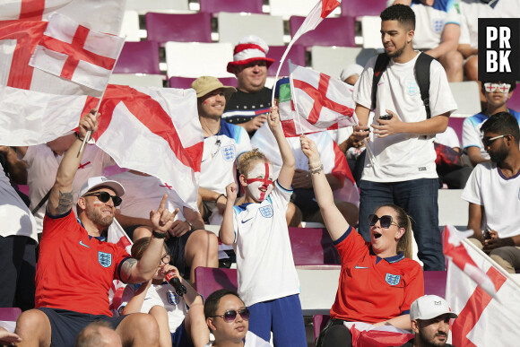 Ces supporters anglais osent une provocation religieuse à la Coupe du Monde au Qatar et ça ne passe pas du tout


