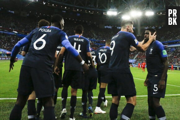 Un joueur de l'Equipe de France en larmes après avoir été victime d'insultes racistes durant un match, le monde du foot scandalisé