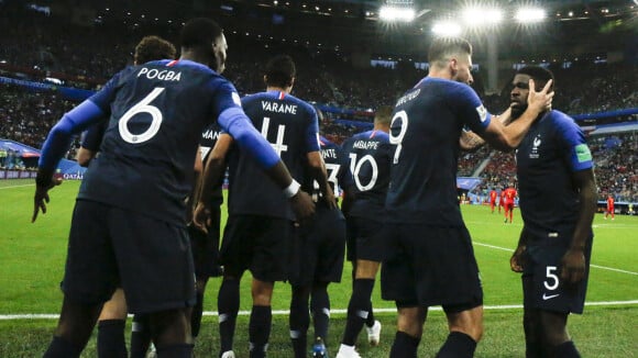 Un joueur de l'Equipe de France en larmes après avoir été victime d'insultes racistes durant un match, le monde du foot scandalisé
