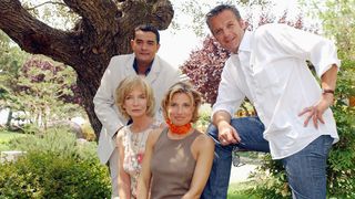 Sous le soleil : une actrice emblématique virée de la série, elle balance, "Ils m'en ont voulu..."