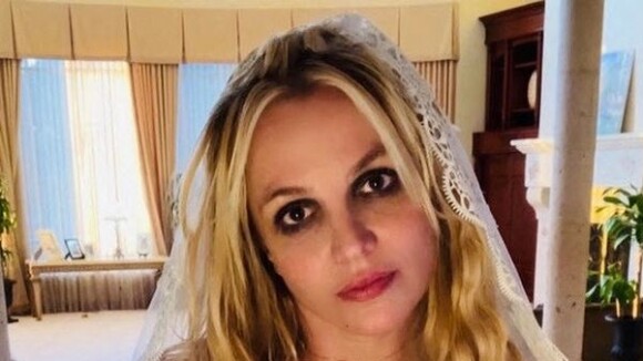 "No filter", "brutalement honnête", "crâne rasé" : mais de quoi causera le bouquin tant attendu de Britney Spears au juste ?