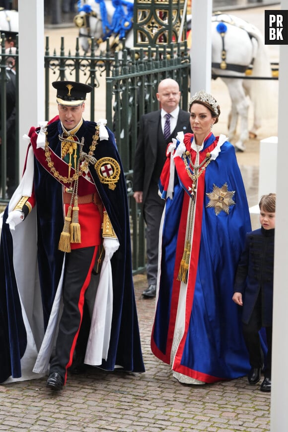 Les invités arrivent à la cérémonie de couronnement du roi d'Angleterre à l'abbaye de Westminster de Londres, Royaume Uni, le 6 mai 2023.