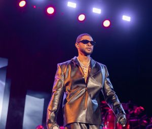 Un titre en featuring avec will.i.am, qui a aussi assuré la production du morceau.
Usher - Les artistes sur la scène du festival "Lovers &amp; Friends" à Las Vegas, le 8 mai 2023. © Daniel DeSlover/Zuma Press/Bestimage