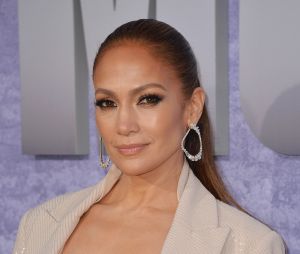 Jennifer Lopez - Photocall de la première du film "The Mother" à Los Angeles le 10 mai 2023. 