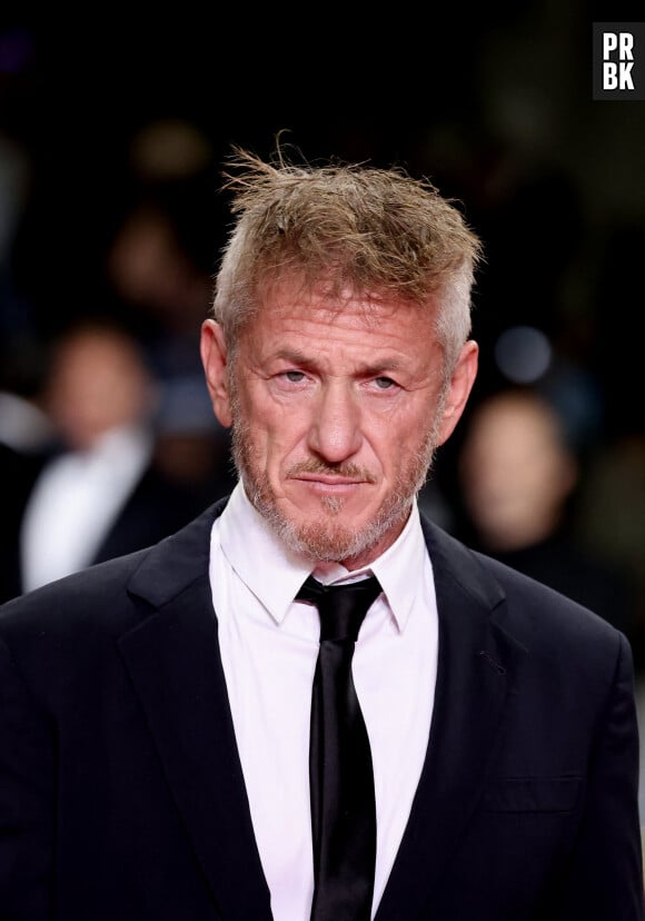 Sean Penn - Montée des marches du film « Black Flies » lors du 76ème Festival International du Film de Cannes, au Palais des Festivals à Cannes. Le 18 mai 2023 © Jacovides-Moreau / Bestimage