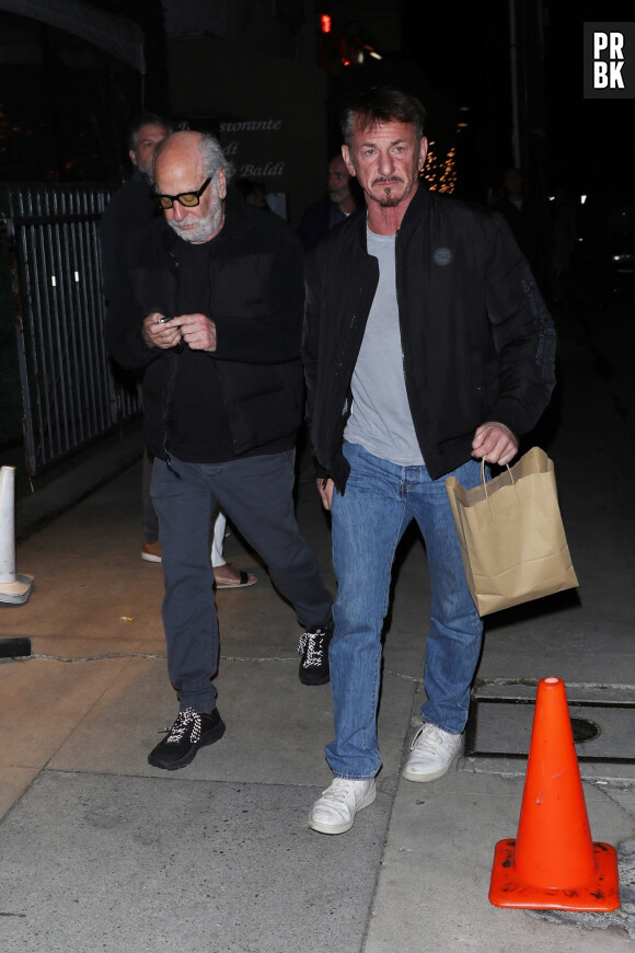 Exclusif - Sean Penn est allé dîner avec des amis au restaurant Giorgio Baldi à Santa Monica. Le 4 février 2023  Santa Monica, CA