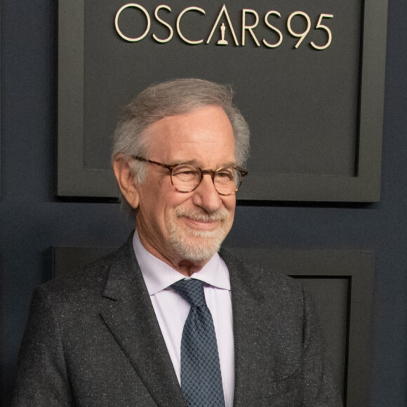 Steven Spielberg au photocall du déjeuner des nominés de la 95ème cérémonie des Oscars à Beverly Hills. Los Angeles, le 13 février 2023. 