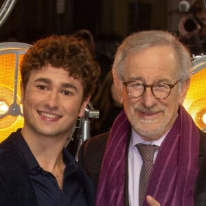 Gabriel LaBelle, Steven Spielberg à la première du film "The Fabelmans" à Londres, le 18 janvier 2023. 