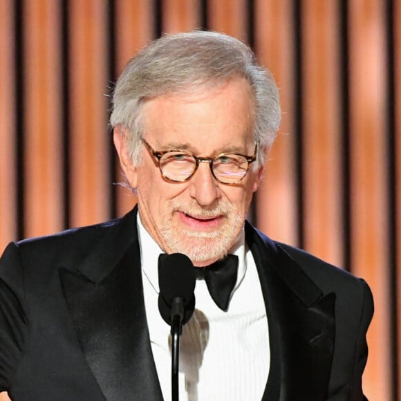 Steven Spielberg (Golden Globe du meilleur réalisateur et Golden Globe du meilleur film dramatique pour son film "The Fabelmans")