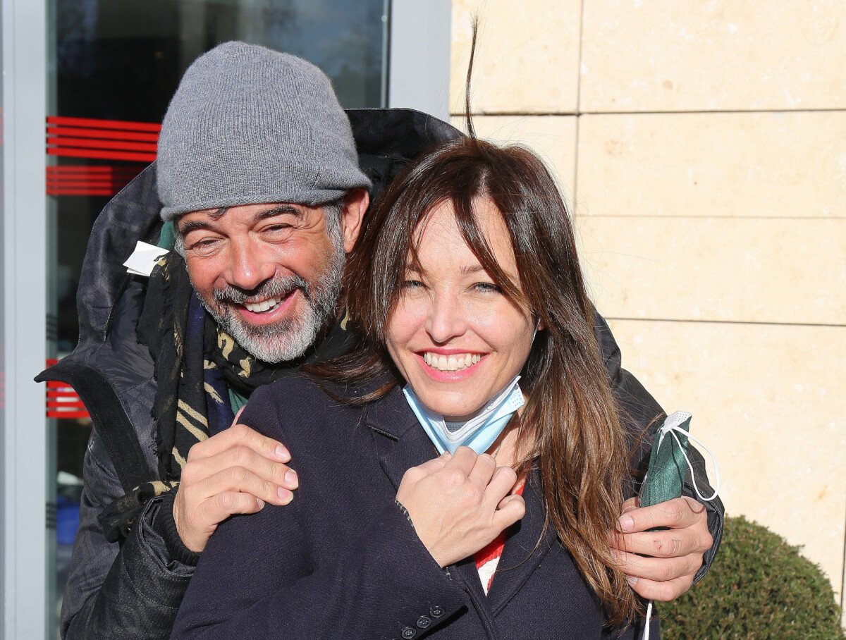 Photo Exclusif Natasha St Pier et Stéphane Plaza à la sortie des