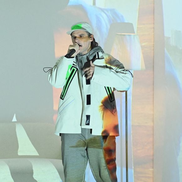 Le rappeur Orelsan (Chanson originale avec "La Quête", Concert avec "Civilisation Tour" et Création audiovisuelle pour "La Quête" réalisé par Victor Haegelin) lors de la 38ème cérémonie des Victoires de la musique à la Seine musicale de Boulogne-Billancourt, France, le 10 février 2023. © Coadic Guirec/Bestimage