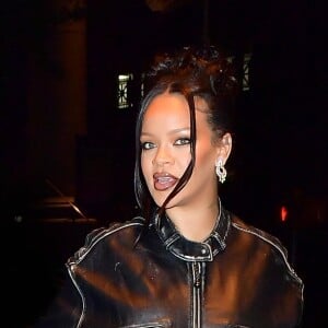 Rihanna, enceinte, et son compagnon ASAP Rocky ont dîné au restaurant "Carbone" à New York le 3 mai 2023.