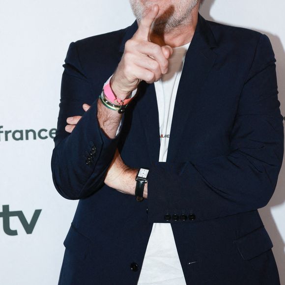 En 2022, l'humoriste était revenu au sein du média rap Booska-P sur son passage dans On n'demande à en rire, #ONDAR pour les intimes, une autre émission de Laurent Ruquier...
Laurent Ruquier à une conférence de presse à Paris, France. Photo by Nasser Berzane/ABACAPRESS.COM