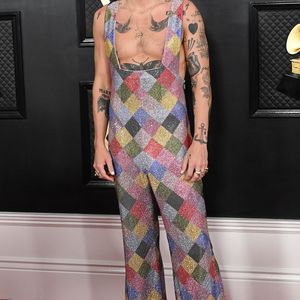 À son retour, il a mis le public à contribution pour choisir le prénom en question.
Harry Styles - Photocall de la cérémonie des 65ème Grammy Awards à Los Angeles le 5 février 2023.