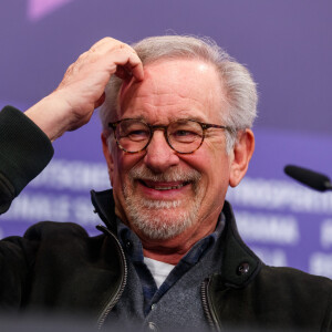 Steven Spielberg à la conférence de presse du film "The Fabelmans" lors de la 73ème édition du festival international du film de Berlin (La Berlinale 2023), le 21 février 2023. 