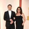 Pedro Pascal et Javiera Balmaceda - Photocall de la 95ème édition de la cérémonie des Oscars à Los Angeles. Le 12 mars 2023