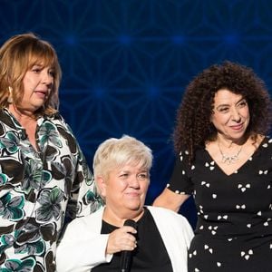 Exclusif - Michèle Bernier et sa surprise Mimie Mathy, Isabelle De Botton - Enregistrement de l'émission "La Boîte à Secrets 8", présentée par F.Bollaert et qui sera diffusée le 7 mai sur France 3. Le 19 janvier 2021 © Tiziano Da Silva / Bestimage