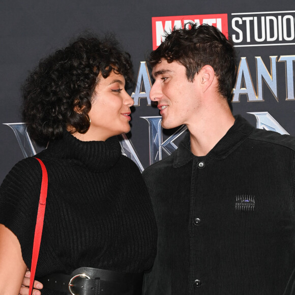 Vaimalama Chaves et son compagnon Nicolas Fleury - Avant-première du film "Black Panther: Wakanda Forever" au Grand Rex à Paris le 7 novembre 2022. © Coadic Guirec/Bestimage