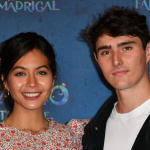 Vaimalama Chaves (Miss France 2019) et son compagnon Nicolas Fleury - Avant-première du film "Encanto" de Disney au Grand Rex à Paris le 19 novembre 2021. © Veeren/Bestimage