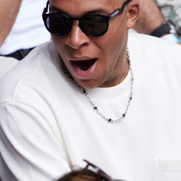 Kylian Mbappé - Célébrités en tribunes des Internationaux de France de tennis de Roland Garros 2023 à Paris le 11 juin 2023. © Jacovides-Moreau/Bestimage