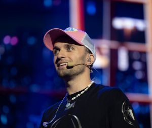 Squeezie est au coeur de la tourmente.
Squeezie - L'émission Zen de M.Biaggi investit le Zenith de Paris (devant plus de 7000 personnes qui se sont arrachés les places en quelques secondes) pour sa dernière de la saison le 26 juin 2023. © Jeremy Melloul / Bestimage