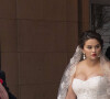 Martin Short, Selena Gomez et Steve Martin - Selena Gomez en robe de mariée sur le tournage de la série "Only Murders in the building" à New York, le 21 mars 2023.