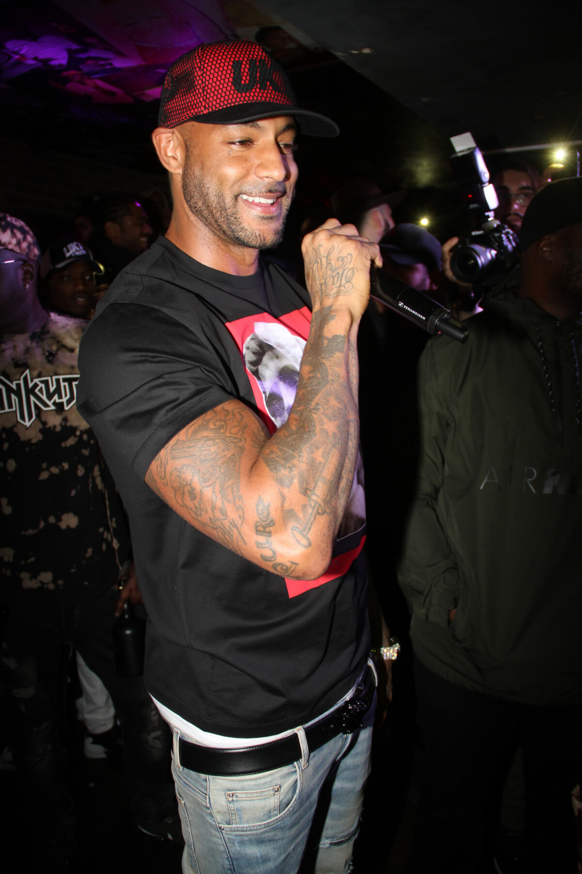Photo Exclusif Le Rappeur Booba En Concert Pour La Promotion De Son Photo Exclusif Le Rappeur Booba En Concert Pour La Promotion De Son