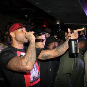 Exclusif - Le rappeur Booba en concert pour la promotion de son D.U.C Whisky au Hobo club à Paris, France, le 22 octobre 2017. © Phiilippe Baldini/Bestimage