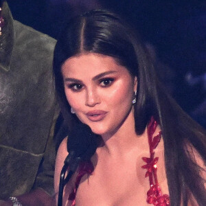 Newark, NJ - Onstage during the 2023 MTV Video Music Awards at Prudential Center in Newark, New Jersey. Pictured: Selena Gomez