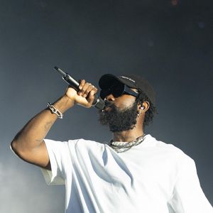 Damso en concert lors du Festival Solidays 2022 à l'hippodrome ParisLongchamp le 25 juin 2022. © Jeremy Melloul/Bestimage