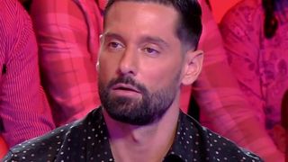 "Quand je parle, on arrête !" : Hugo Manos remet en cause Valeurs actuelles dans TPMP, Cyril Hanouna explose