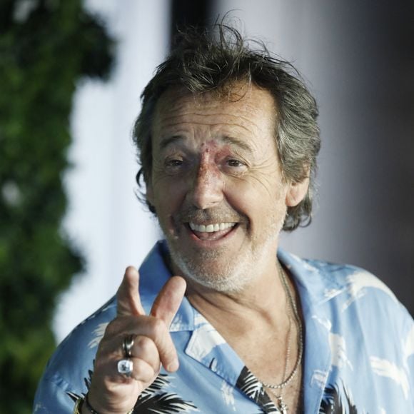Jean-Luc Reichmann au photocall de la série "Leo Mattei, Brigade des mineurs" lors du 62ème Festival de Télévision de Monte-Carlo, à Monaco, le 19 juin 2023. © Denis Guignebourg/BestImage