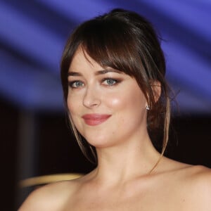 Dakota Johnson - Les célébrités arrivent sur le tapis rouge lors de la soirée d'hommage à Robert De Niro à l'occasion du 17ème Festival International du film de Marrakech le 1er décembre 2018. © Denis Guignebourg/Bestimage 