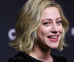 Lili Reinhart - Photocall de la série Riverdale lors du Paleyfest 2022 à Hollywood le 9 avril 2022.  Hollywood, CA - 2022 PaleyFest LA - The CW's 'Riverdale' held at the Dolby Theatre in Hollywood, California. 