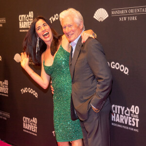 Richard Gere et Sandra Ripert au photocall du gala "City Harvest 40th Anniversary" à New York, le 25 avril 2023. © Ron Adar/SOPA Images via Zuma Press/Bestimage