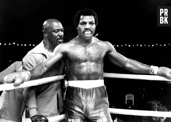 Rétro - L’acteur US, Carl Weathers (Apollo Creed dans Rocky, Pradator, The Mandalorian...) est décédé à l’âge de 76 ans - February 26, 2016 - File - TONY BURTON, the actor who played trainer Tony 'Duke' Evers in the 'Rocky' films, died Thursday, he was 78. Burton, who died in Sun City, California, had been sick for a while, a cause of death was not released. Burton, who was once a Golden Gloves heavyweight champion in his native Michigan, played the trainer of Apollo Creed in the first two 'Rocky' films, then later switching to Rocky's corner for four more films. Pictured: Jan. 1, 2011 - 'Rocky II' Apollo Creed Carl Weathers and Tony Burton. /© Globe Photos/ZUMA Press/Bestimage 